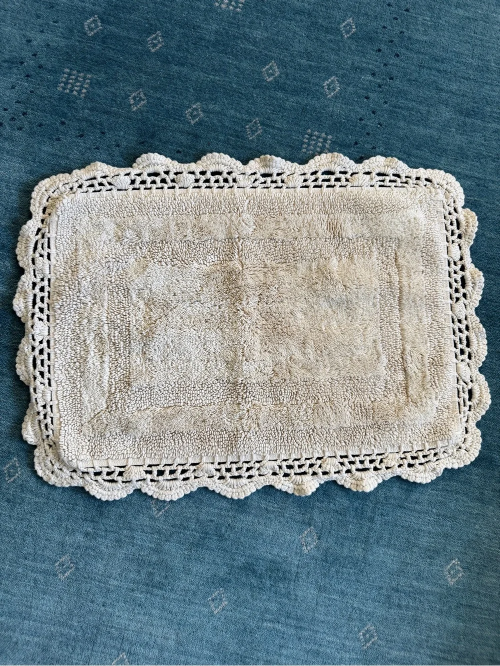 Cream Rug with Crochet Edge